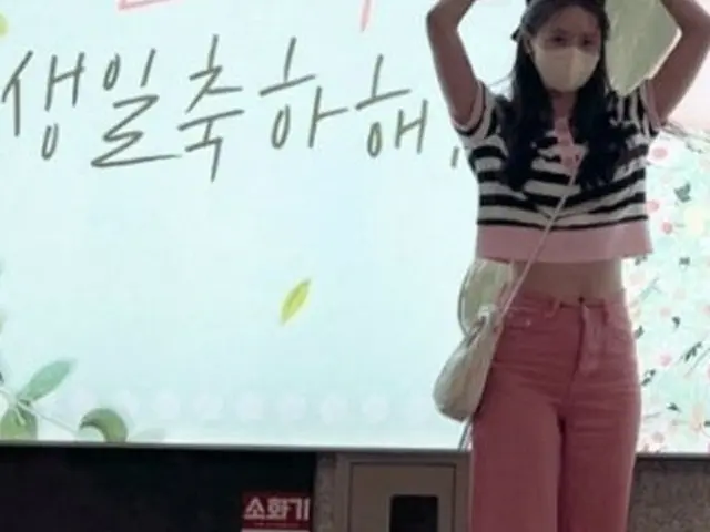 ユナ（少女時代）、地下鉄駅の誕生日広告に感謝を表現（画像提供:wowkorea）