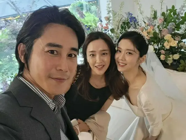 俳優チョン・テウ、妻と女優チャン・ナラの結婚式へ参席…夫の名前を公開？（画像提供:wowkorea）