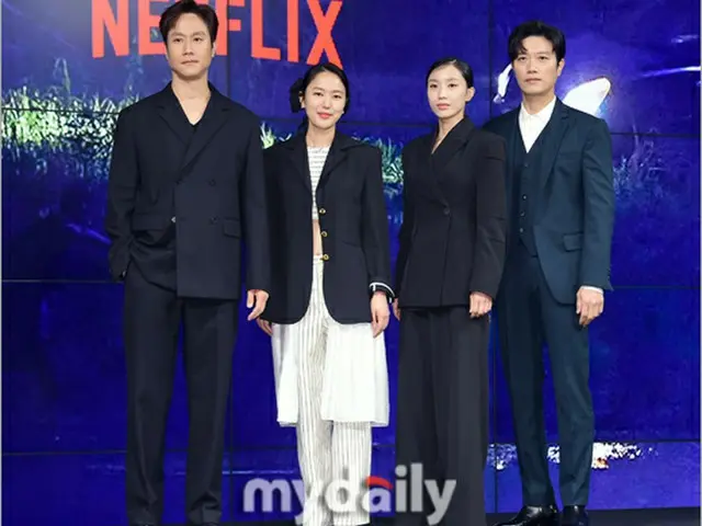 俳優チョンウ＆パク・ヒスンら、Netflix「模範家族」制作発表会に出席（画像提供:wowkorea）