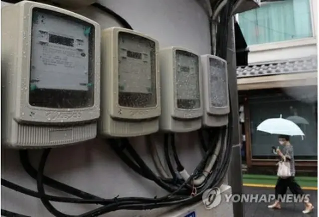 韓国電力公社は１０月から電気料金を１キロワット時当たり２．５ウォン引き上げると発表した（資料写真）＝（聯合ニュース）