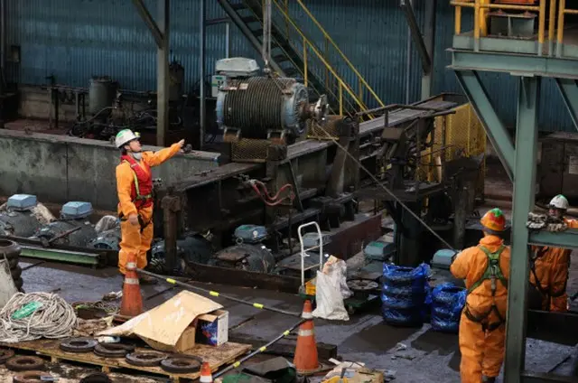 ポスコ浦項製鉄所の第2熱延工場での復旧作業の様子（画像提供:wowkorea）