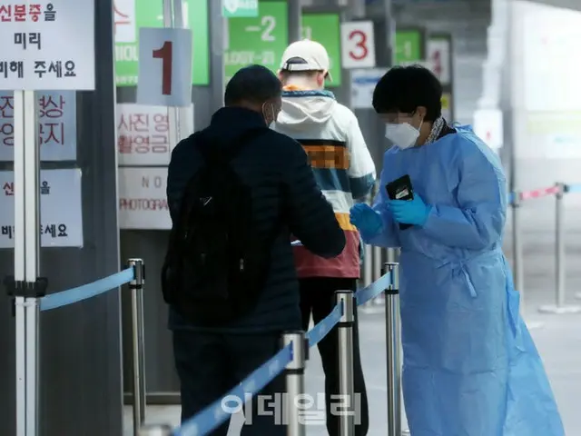 室内マスク着用義務の調整案、23日に公開…新規感染者は6万人台に＝韓国（画像提供:wowkorea）
