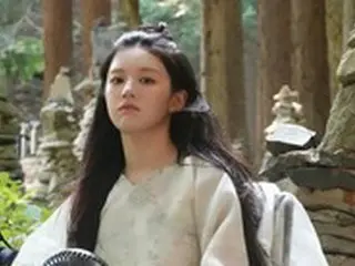 “顔の天才”女優コ・ユンジョン、「還魂: パート2」撮影現場での写真を公開