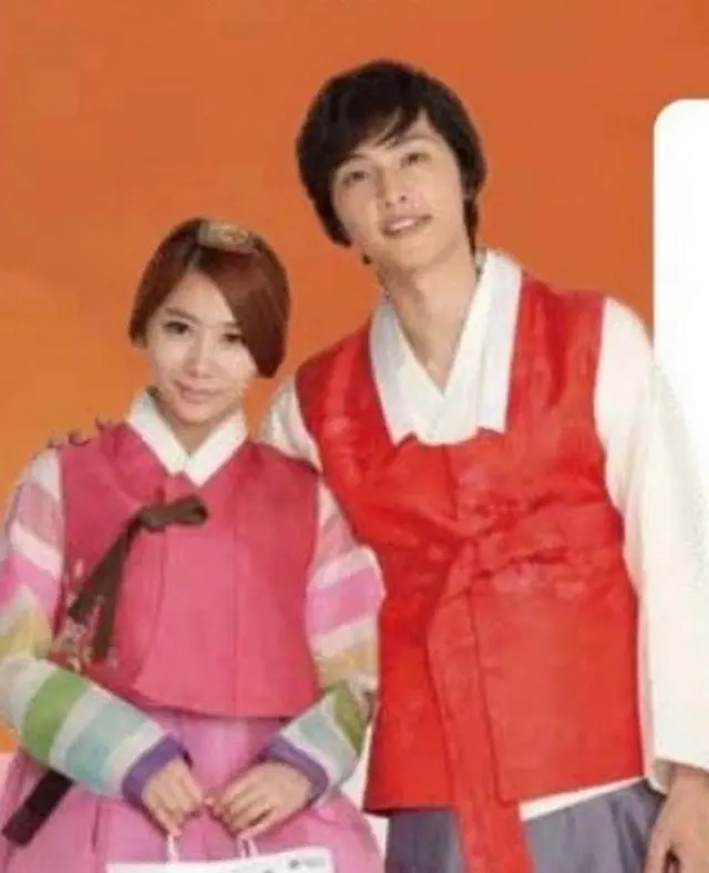俳優ソン・ジュンギと韓服を着て新婚夫婦のようなツーショット…ジェア（Brown Eyed Girls）が「財閥家の末息子」との写真公開（画像提供:wowkorea）