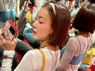 女優イ・シヨン、1か月で全部落ちた筋肉…スレンダーな細い腰