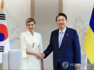 尹大統領　ウクライナ大統領夫人と面会