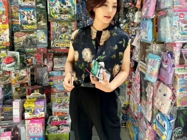 ”シングルマザー”女優チェリム、小さな雑貨店で撮った日常写真も”画報のような仕上がり”に（画像提供:wowkorea）