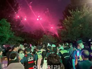 BTS10周年フェスタがソウル汝矣島で開催…歌や花火に歓声＝韓国報道
