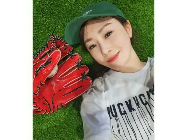 「最強野球」の大ファン女優オ・ナラ、始球式前の「童顔美貌」を公開（画像提供:wowkorea）