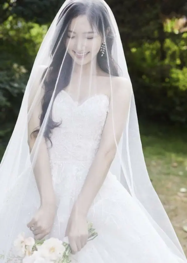 “チョン・ウンジも祝福”「Apink」出身のホン・ユギョン、きょう（14日）に結婚