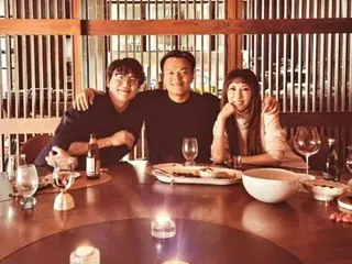 歌手キム・ワンソン、J.Y.Park＆ソン・シギョンと雰囲気よく食事…温かな親交