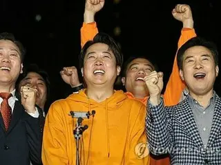 韓国総選挙　与党元代表の李俊錫氏が初当選