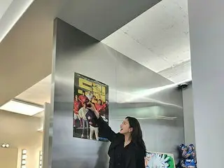 女優イ・セヨン、『ドリーム』ポスターに向かって頬ハート…IUからはいいね♡