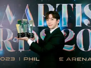 「2PM」ジュノ、「2023 AAA」で3冠達成…「今年の俳優」「 ホットトレンド賞」「人気賞」