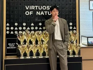 俳優キム・ウビン、優れたスタイルで誇った完ぺきスーツ姿