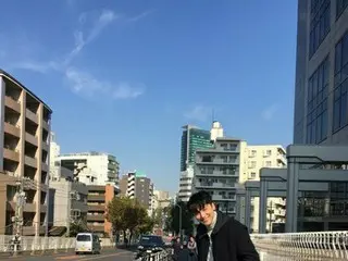 俳優ピョン・ヨハン、東京でグラビア撮影中?!イケメンと可愛らしさの間！