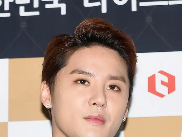 9日午後、「2015ライフ・スタイル・アワード」受賞式に「JYJ」ジュンスなどが参加した。