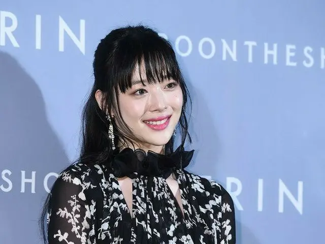 f(x)出身ソルリ、ブランド・ローンチ行事。