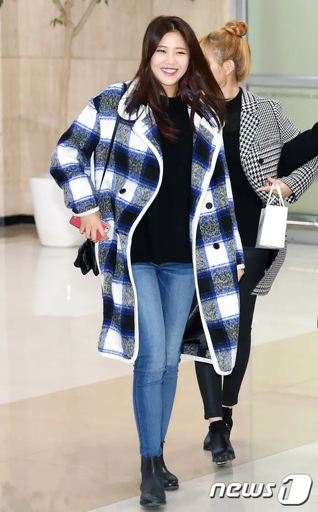 「AOA」と「Super Junior」イトゥクが韓国に入国