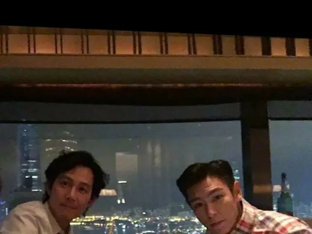 「BIGBANG」T.O.P、俳優イ・ジョンジェ、香港で食事コラボ。