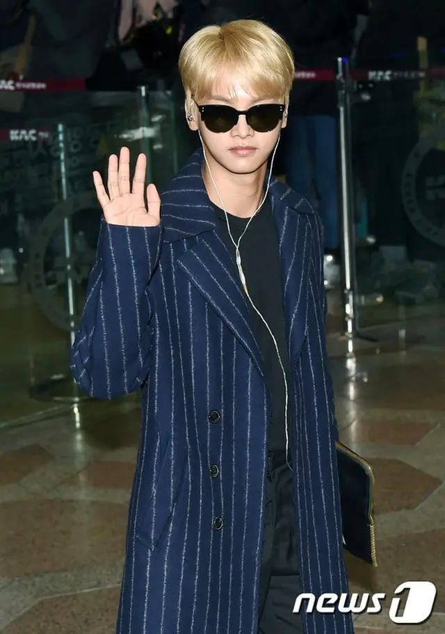「VIXX」がソウル金浦空港から日本へ