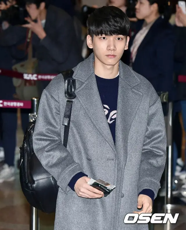 「VIXX」がソウル金浦空港から日本に