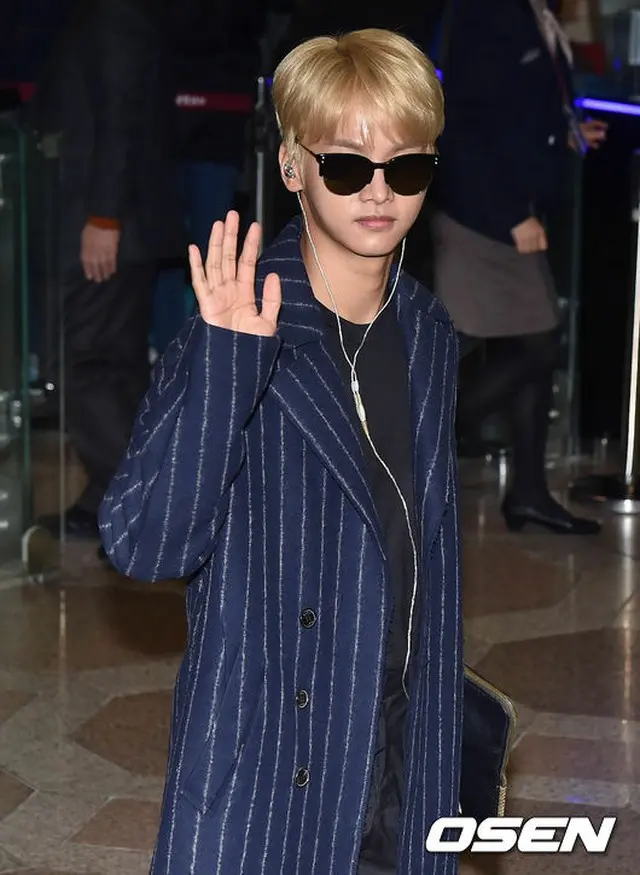 「VIXX」がソウル金浦空港から日本に