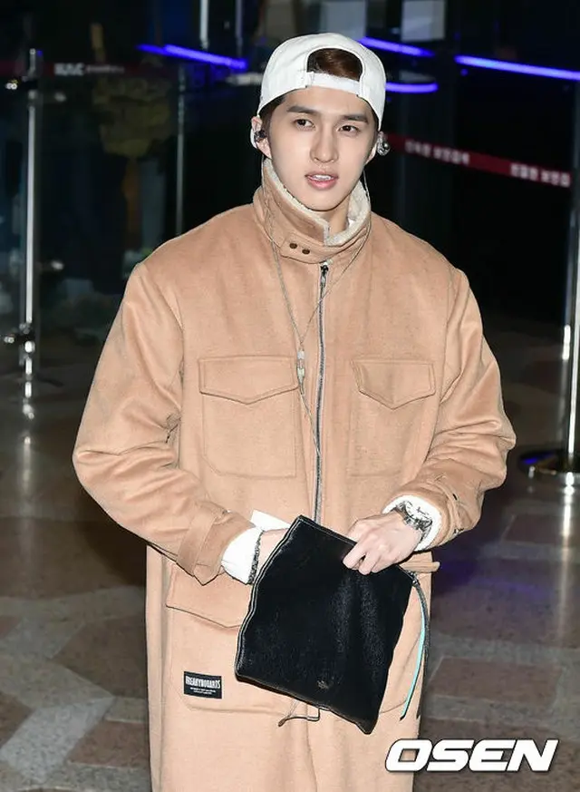 「VIXX」がソウル金浦空港から日本に