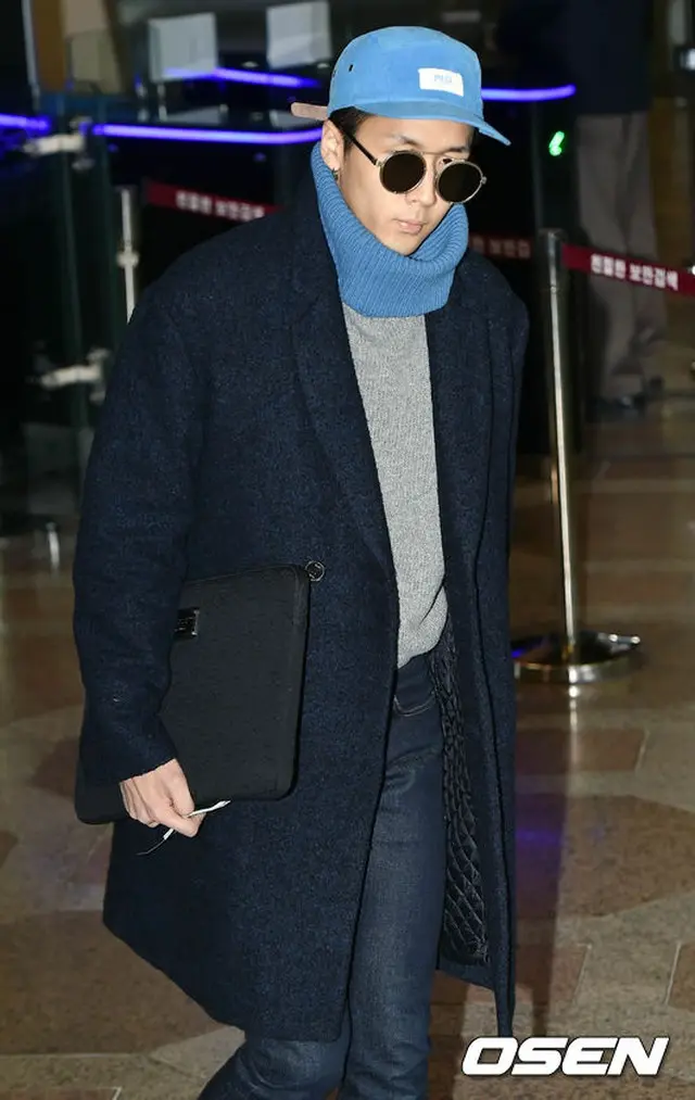 「VIXX」がソウル金浦空港から日本に