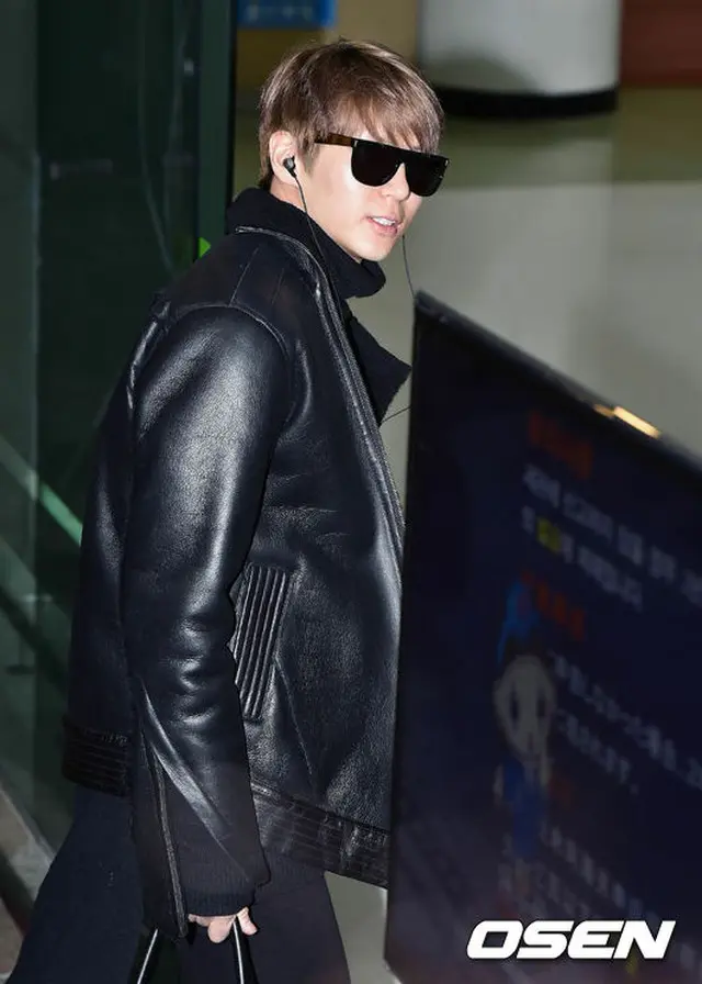 「VIXX」がソウル金浦空港から日本に