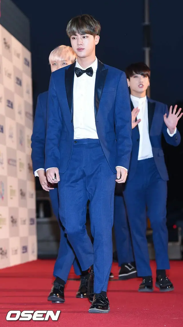 「ソウル歌謡大賞」レッド・カーペットの「防弾少年団」(BTS)