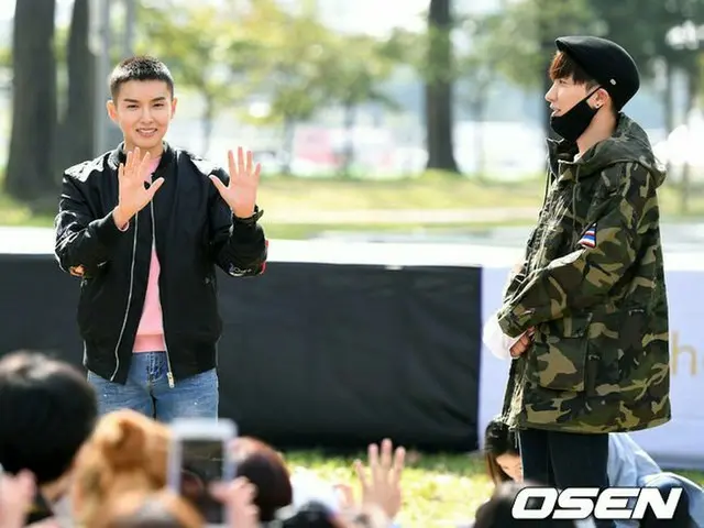 「SUPER JUNIOR」イトゥク、入隊のリョウクに「敬礼」の新兵教育。