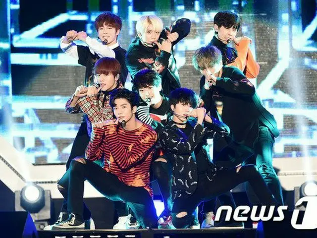 SF9、公演。
