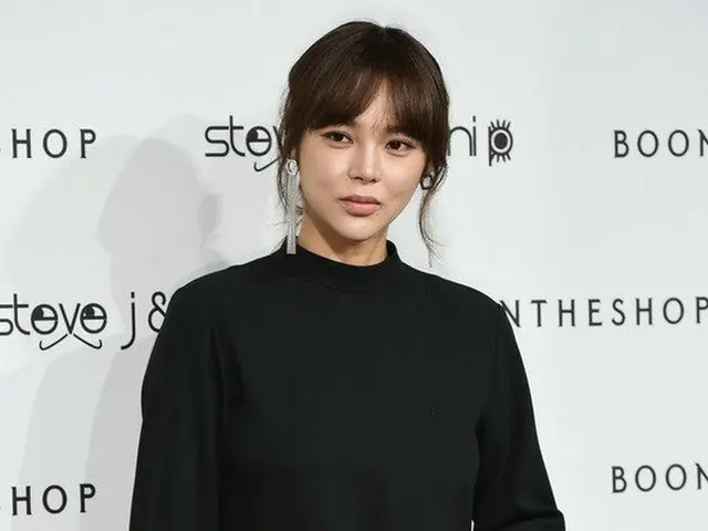 女優パク・シヨン、行事参加。