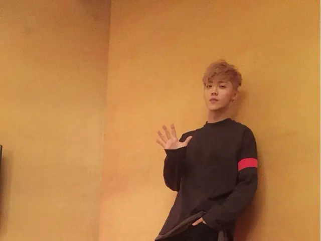 LUHAN、SNS更新。