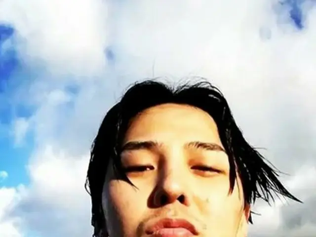 G-DRAGON、SNS更新。