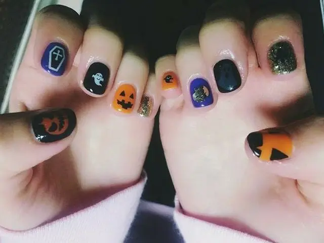 2NE1 ダラ、爪からハロウィン。