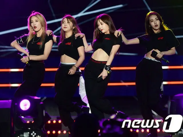 「4MINUTE」が済州島の舞台に立った。