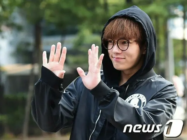 INFINITE、「台風」のようにミュージックバンクへ。