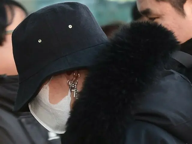 BIGBANG GD、輝く出国。