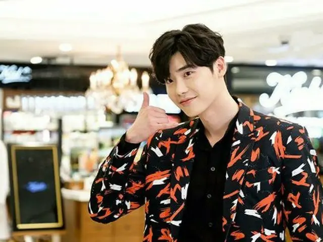俳優イ・ジョンソク、SNS更新。