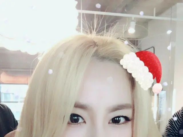 2NE1 出身DARAからの「メリークリスマス」。