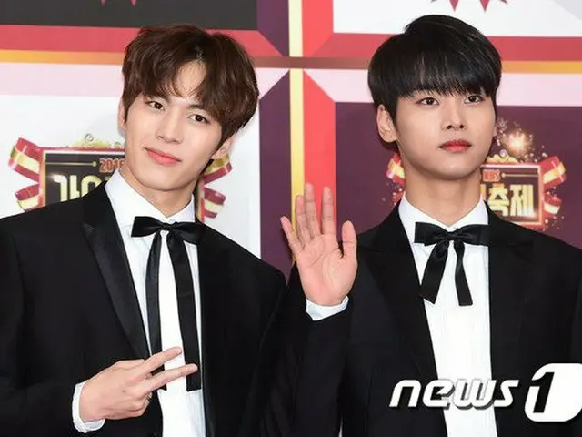 「VIXX」ホンビン＆エン、「2016 KBS歌謡大祝祭」フォトウォールイベントに出席。