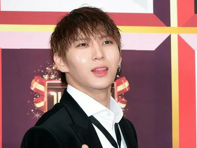 「VIXX」レオ、「2016 KBS歌謡大祝祭」フォトウォールイベントに出席。