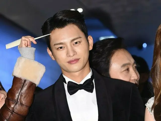 歌手・俳優ソ・イングク、マルチ・タスキング（Multi Tasking）。