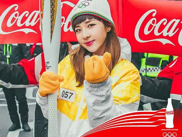 【I公式】2NE1 出身 DARA、2018平昌冬季オリンピック聖火リレーに参加。