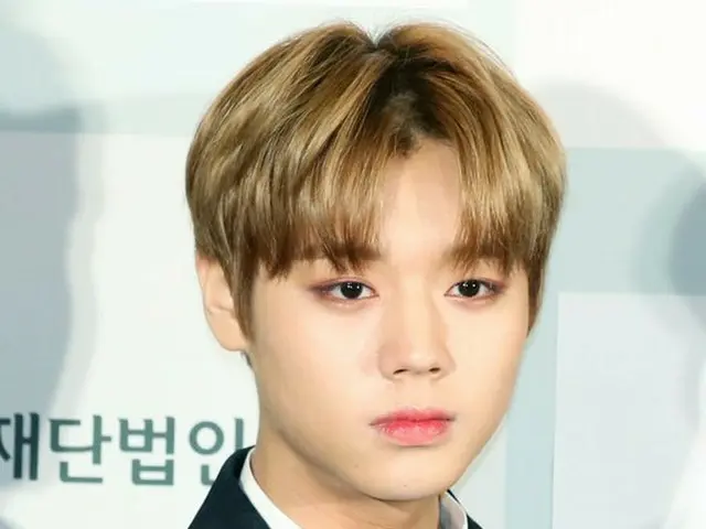 Wanna One パク・ジフン、第5回イーデイリー文化大賞授賞式に出席