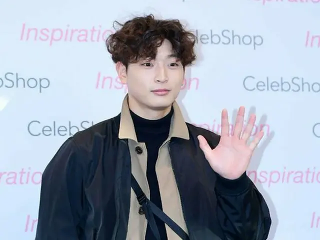 2AM ジヌン、ショッピングモール内Celebshopオープン記念イベントに出席