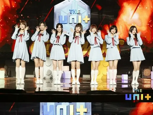 アイドル再起プロジェクト「THE UNIT」の新曲音源発売ミッションで女性1位・2位、男性2位のチームが26日のKBS「ミュージックバンク」に出演