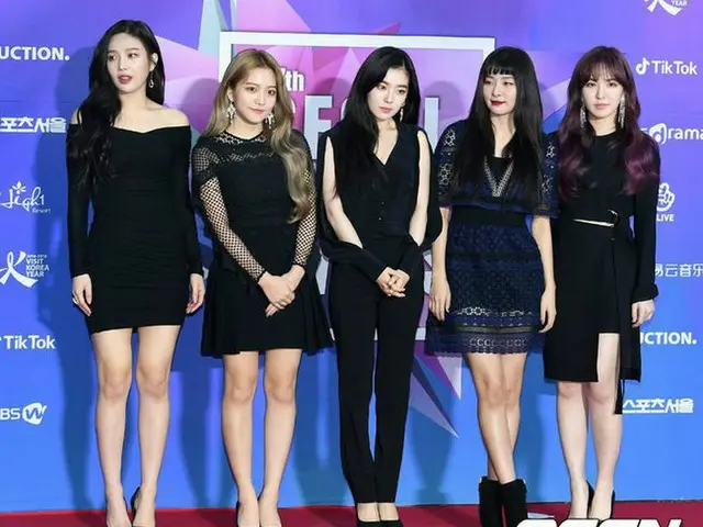 Red Velvet、「第27回ソウル歌謡大賞」レッドカーペットに登場